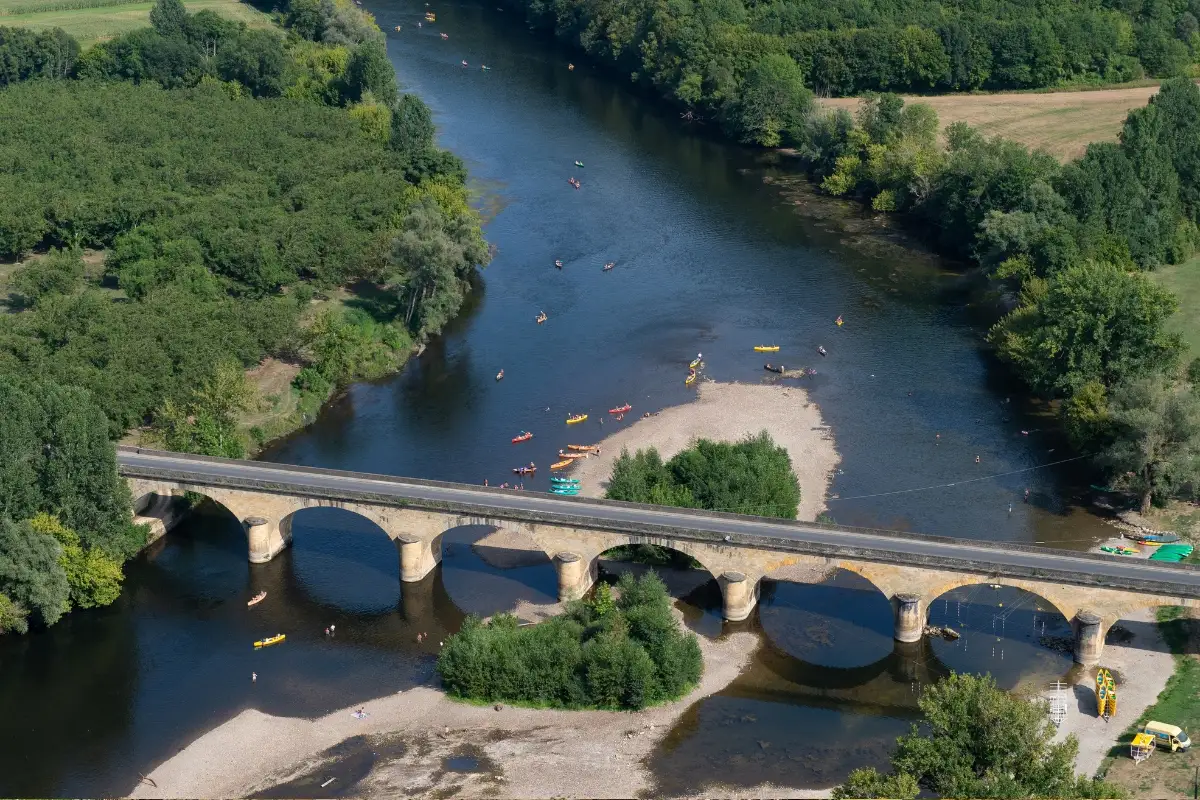 camping acces dordogne plage naturelle