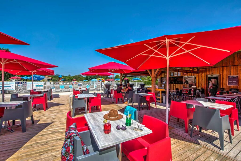 camping restaurant terrasse souillac