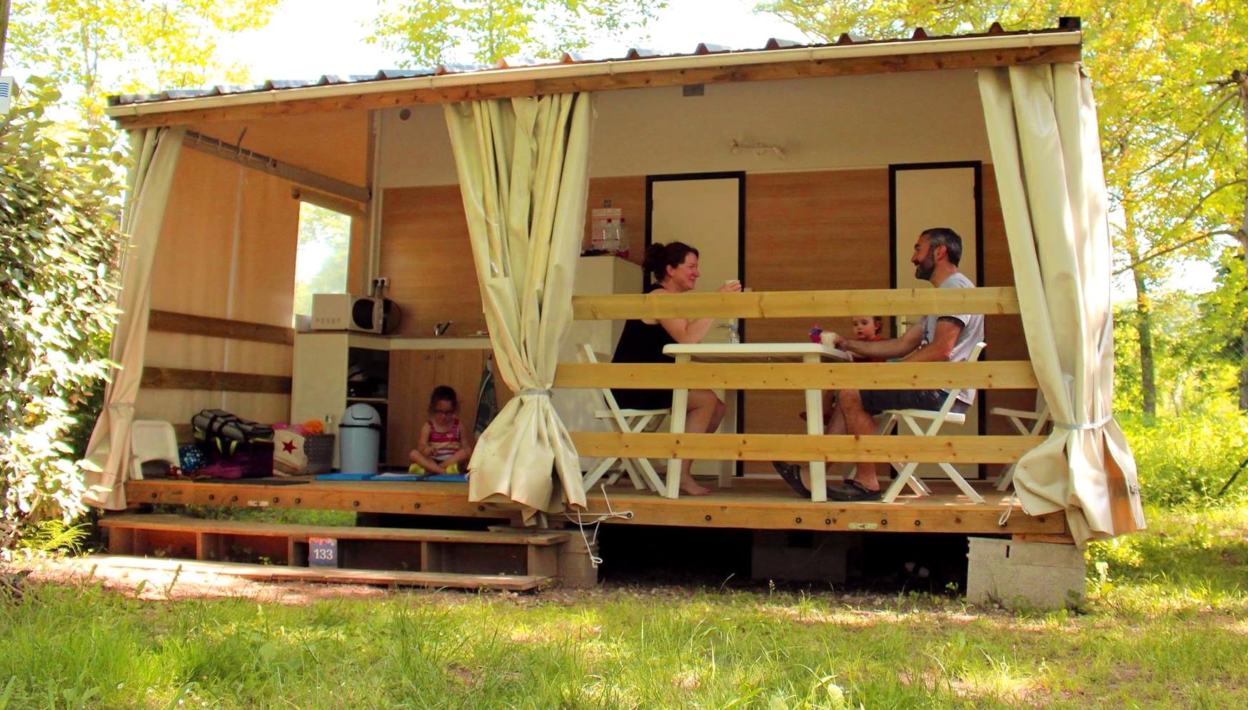 Mobitoile Standard 27m² 2 chambres avec WC mais sans salle de bains + terrasse couverte